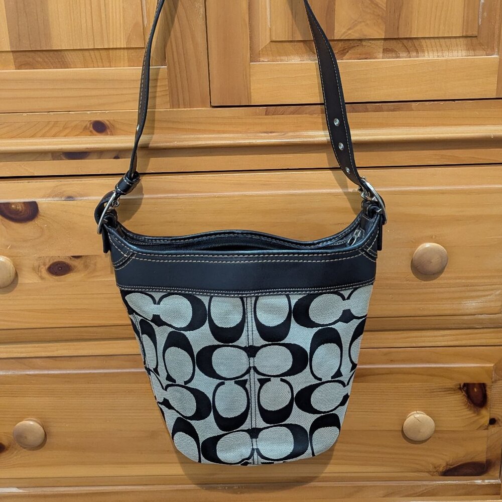 Coach Bucket Bag